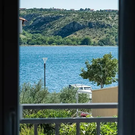 Daire By The Sea Posedarje